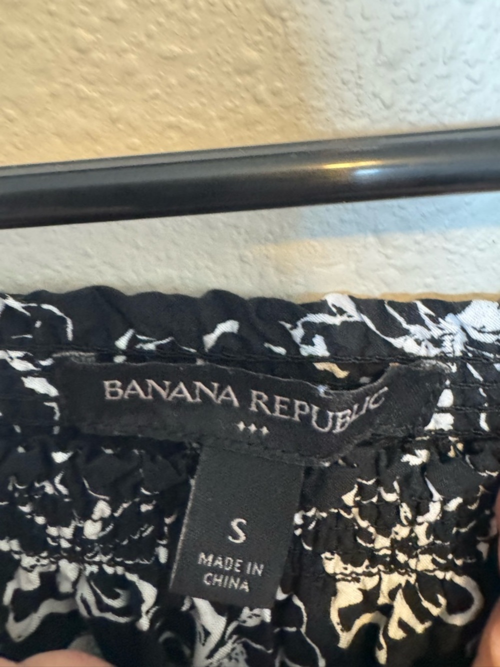 Banana Republic Black and White Floral Long-Sleeve Romper - Picture 4 of 9